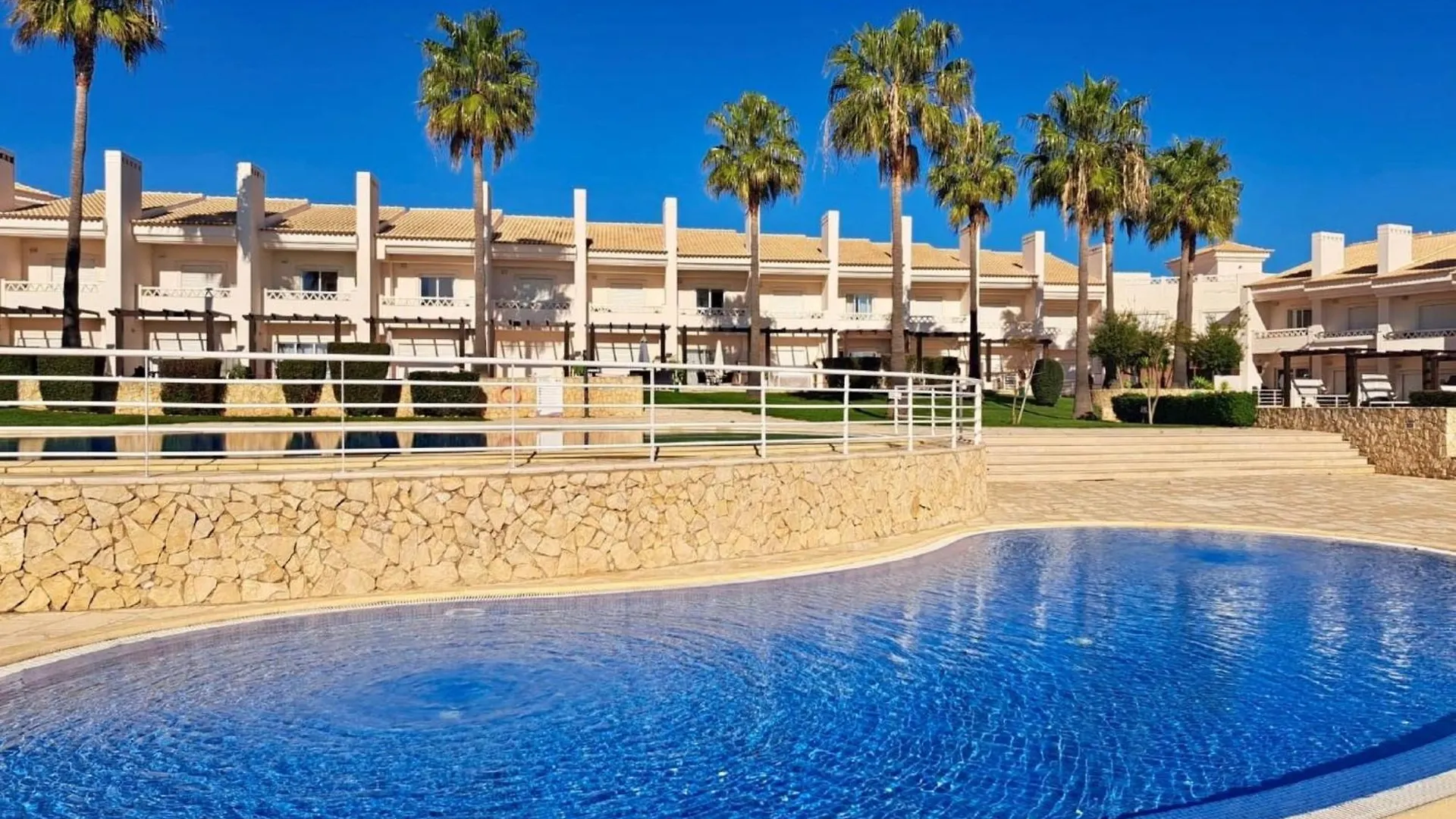 Apartment Aguia M T2 By Interhome Albufeira